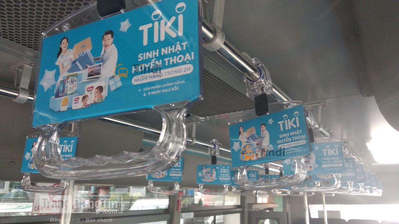 Quảng cáo tay nắm xe buýt