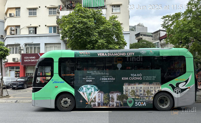 Vì sao quảng cáo xe buýt hiệu quả hơn biển bảng ngoài trời? Quảng cáo trên xe buýt Hà Nội