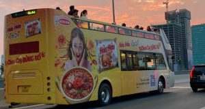 Quảng cáo xe buýt 2 tầng