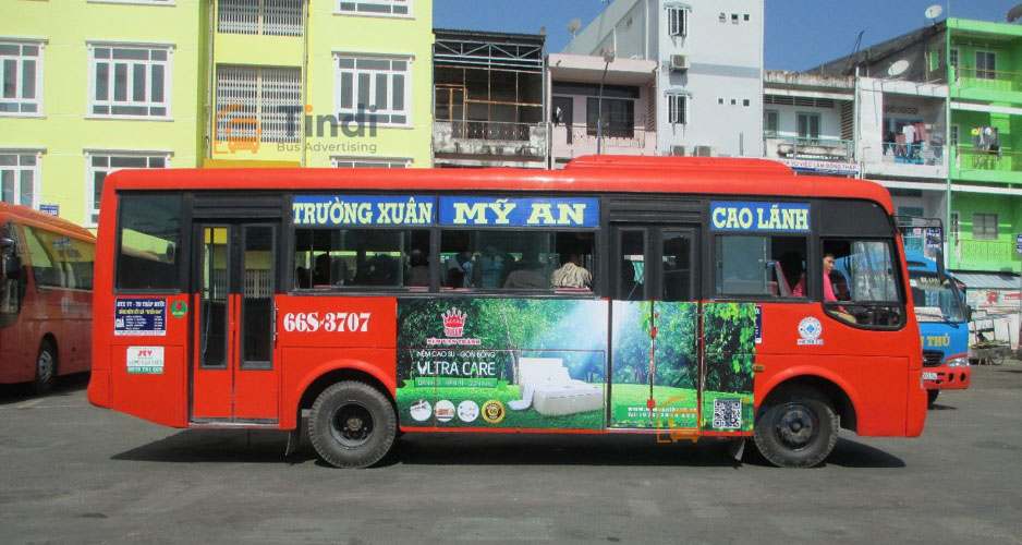 Quảng cáo xe buýt tại Đồng Tháp – giải pháp ooh chi phí tối ưu, phủ sóng toàn tỉnh cho thương hiệu Bảng giá quảng cáo xe bus Đồng Tháp của Tindi Bus Ads giúp doanh nghiệp dễ theo dõi chi phí theo từng hình thức
