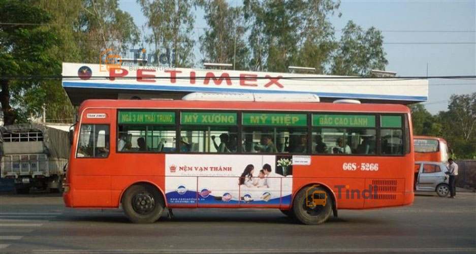 Quảng cáo xe buýt tại Đồng Tháp – giải pháp ooh chi phí tối ưu, phủ sóng toàn tỉnh cho thương hiệu Tindi Bus Ads luôn sẵn sàng tư vấn giúp doanh nghiệp lựa chọn tuyến ưu tiên phù hợp với chiến dịch quảng cáo xe bus Đồng Tháp